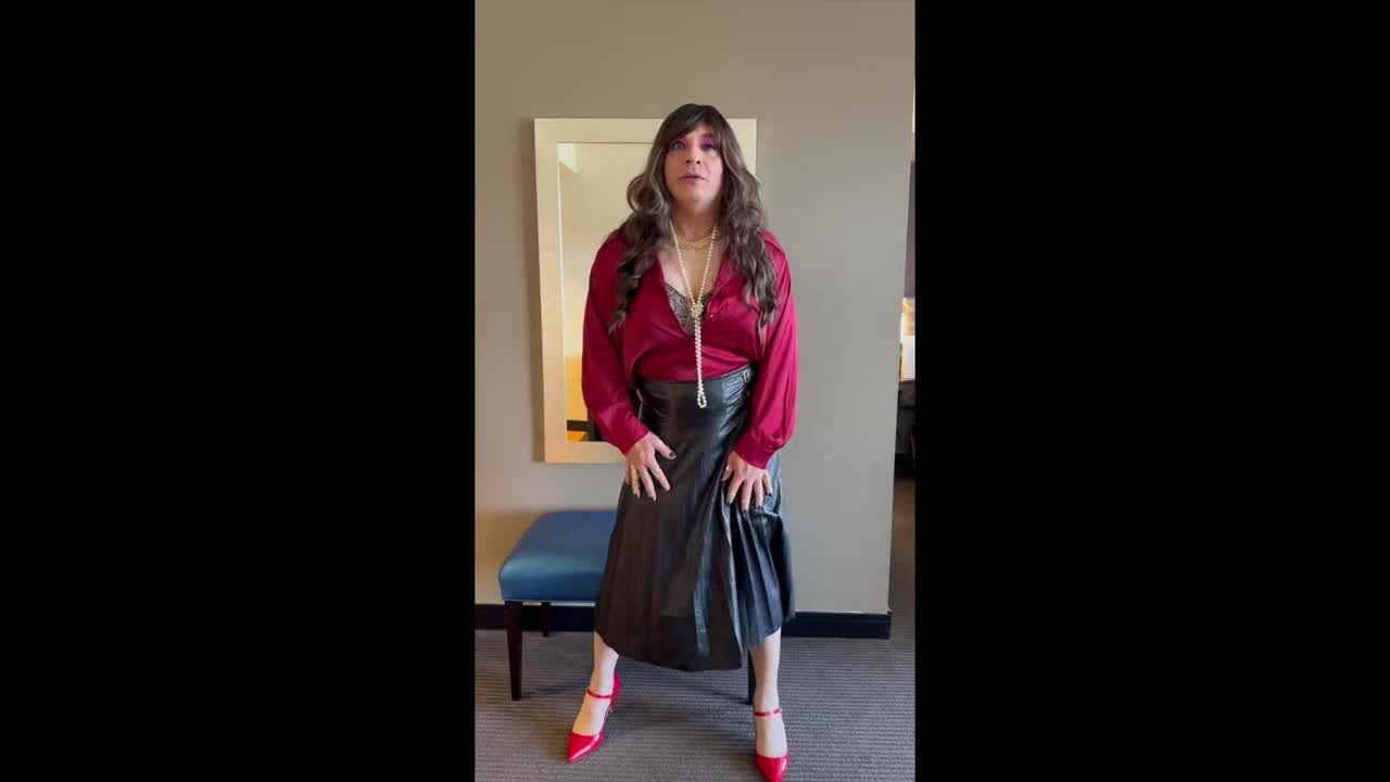 Watch Nancy loves her 'Stepson' Shemale Porn Videos | TranSexBig.