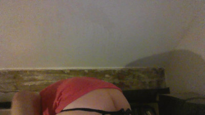 Cumdump smoking slut Sarah, wanks, and fucks herself with 9inch dildo