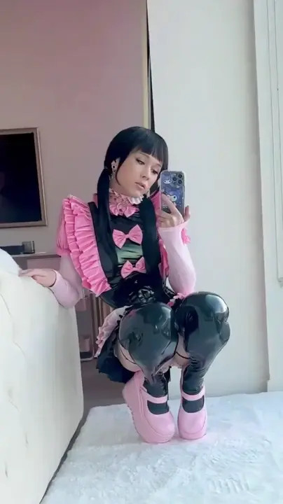 Watch Say Hello to Amy Shemale Porn Videos | TranSexBig.