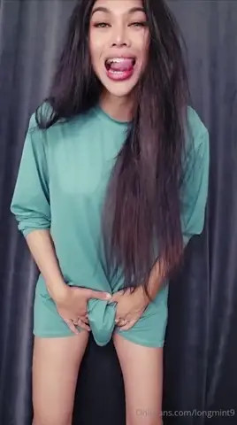 Watch Il tuo cazzo e un terzo del suo 😁 Shemale Porn Videos | TranSexBig.