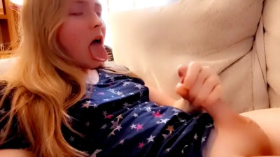 Beautiful Tgirl shooting hot 🔥 fresh milk