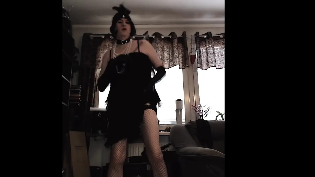 Watch Flapper slut back  in the 1920,s Shemale Porn Videos | TranSexBig.