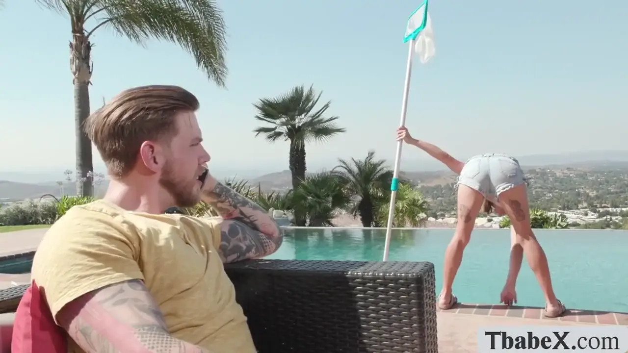 Watch Rich dude distracted by TS pool cleaner and bang her Shemale Porn Videos | TranSexBig.
