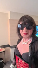 Crossdresser sucking