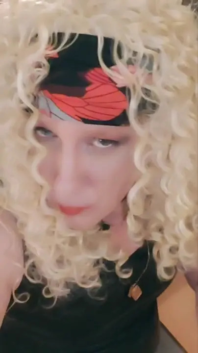 Watch YuliyaW crossdresser Shemale Porn Videos | TranSexBig.