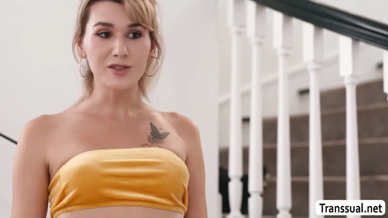 Watch Lovely TS gives friend a blowjob to power up Shemale Porn Videos | TranSexBig.