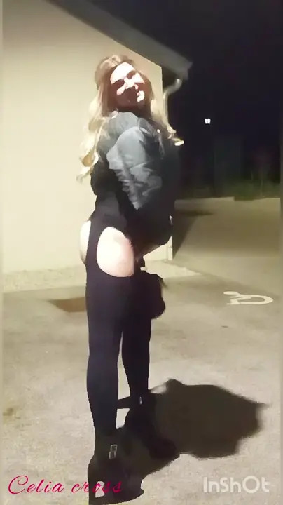 Watch Trans Chaude Petite Salope Trop Sexy celia cross Shemale Porn Videos | TranSexBig.