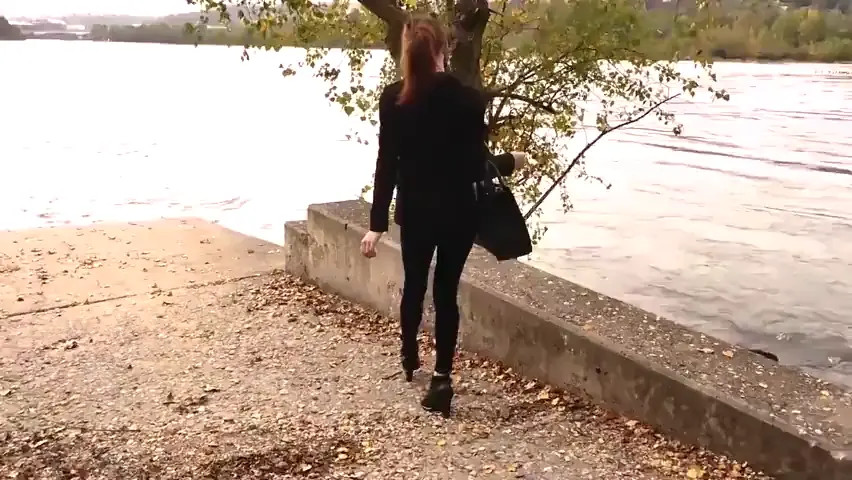 Watch Helea fauvel une rencontre sur les quais Shemale Porn Videos | TranSexBig.