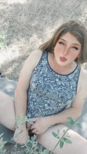 Angelina Crosdresser Outdoor Masturbation