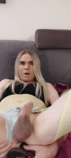Horny slut Bella