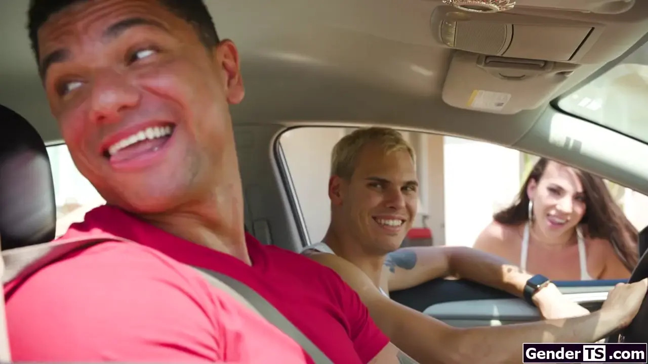 Watch At this carwash you get your dick sucked Shemale Porn Videos | TranSexBig.