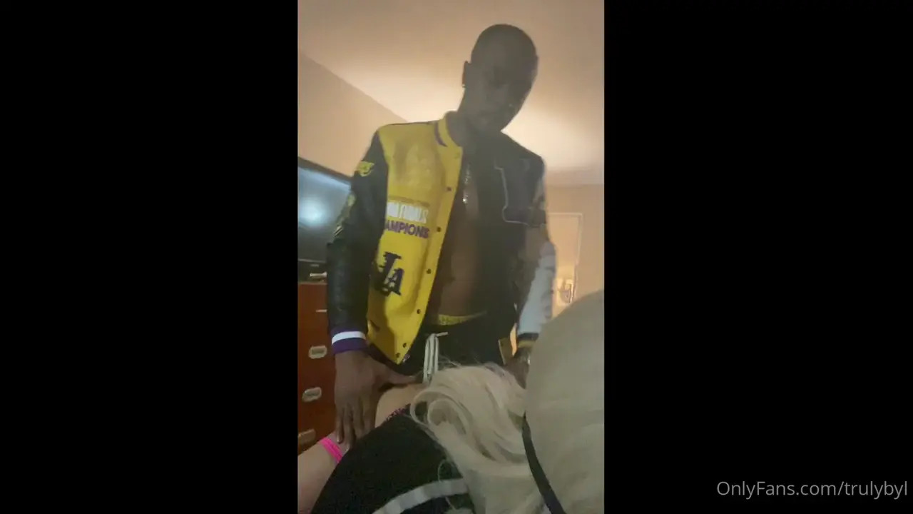 Watch Latina QoS & BBC 3 Shemale Porn Videos | TranSexBig.