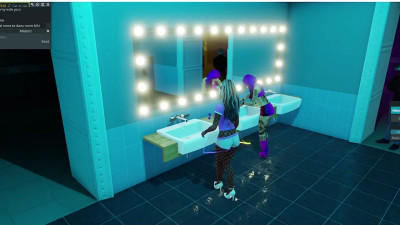 Dee and her lover in toilen at nightclub