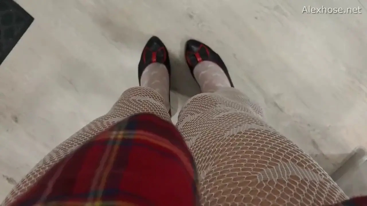 Watch Crossdresser in white tights Shemale Porn Videos | TranSexBig.