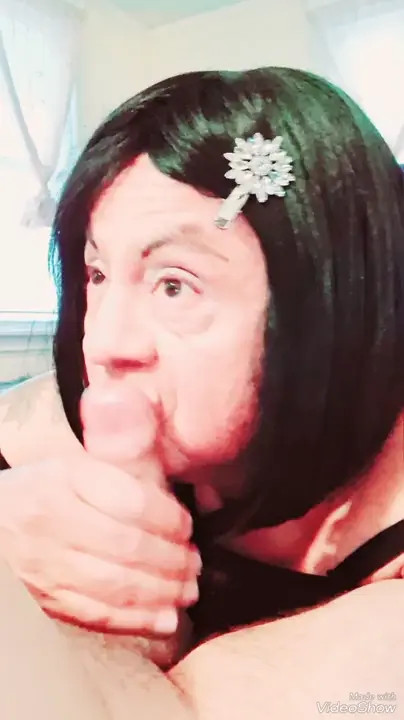 Watch Tragando leche de macho casado Shemale Porn Videos | TranSexBig.