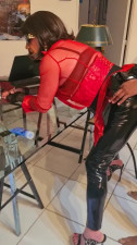 Big black cock for latex mature tranny