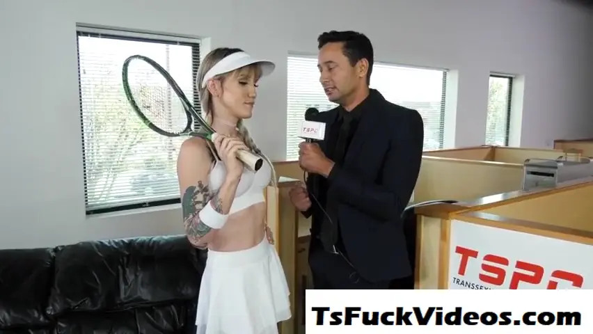 Watch Gorgeous tgirl giving head for a facial treatment Shemale Porn Videos | TranSexBig.