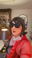 Trannies use tied sextoy guy