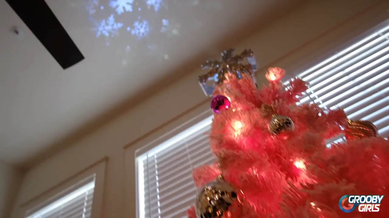 Watch GROOBYGIRLS - Sexy Zoey T's Xmas Shemale Porn Videos | TranSexBig.