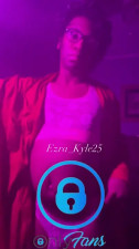 Black femboy ezra_kyle25 sensually dances on onlyfans part 1