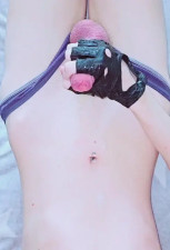 Orgasm from gloves
