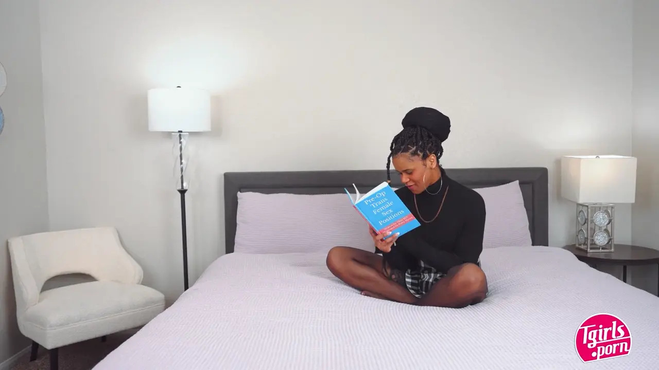 Watch TGIRLPORNSTAR - Nicole Cheshire Loves Cock Shemale Porn Videos | TranSexBig.