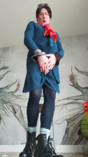 Aurélie in blue