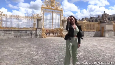Princess Aleyda fucked in Versailles Castle's garden
