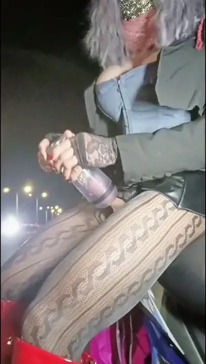 Watch Carry out the audience's instructions during live broadcast until ejaculation .8.(@17:40) Shemale Porn Videos | TranSexBig.