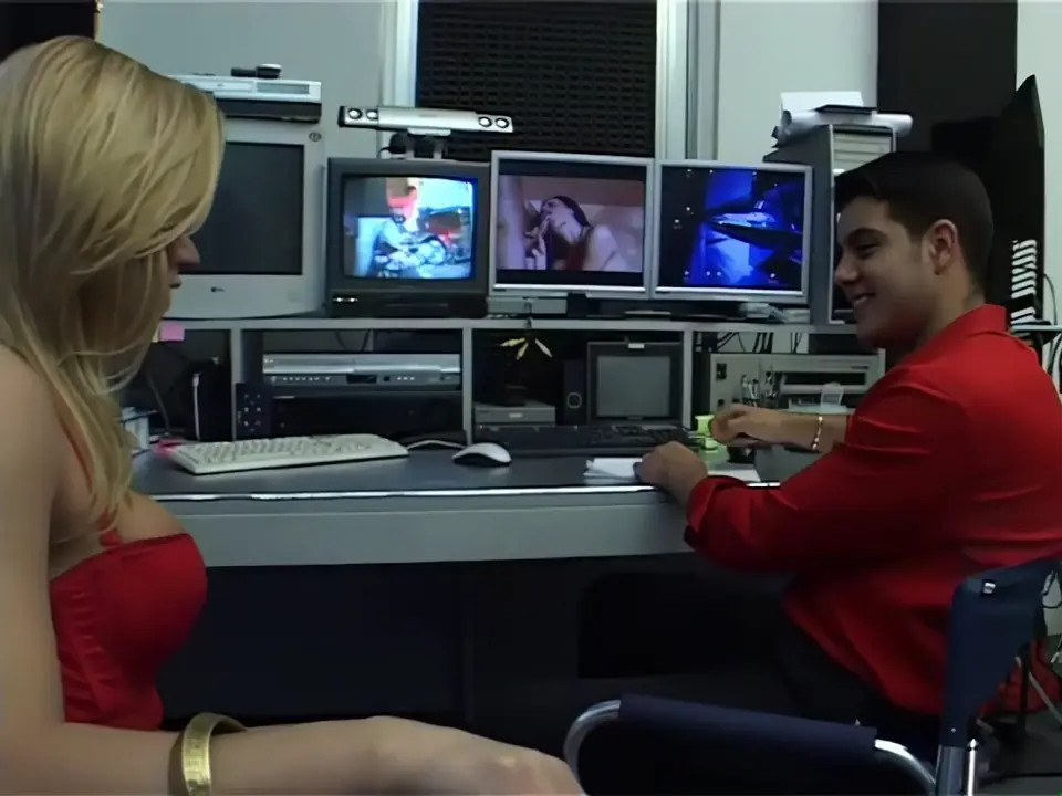 Watch Anybody Got A Name? Shemale Porn Videos | TranSexBig.