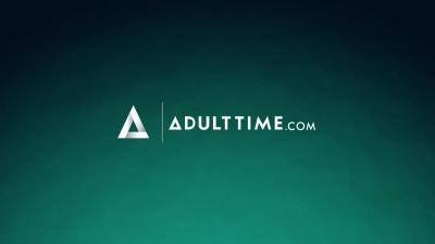 Hot Trans Swinger Loves Getting Her Asshole Plumbed
