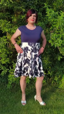 Sexy Mature CD outside