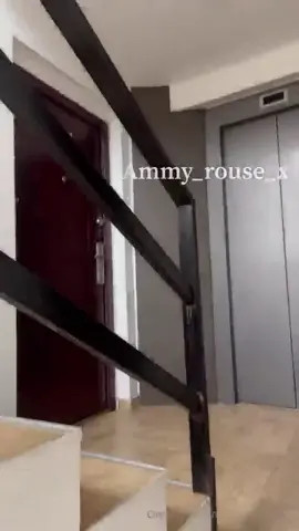 Watch Columbian A R jerks off in her building's staircase Shemale Porn Videos | TranSexBig.