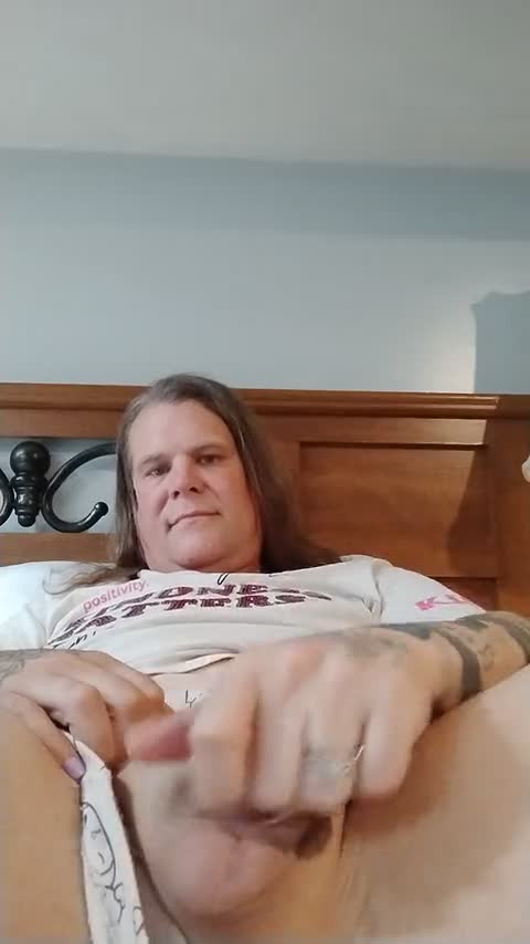 Watch Time to invite you into my bedroom for a little close-up look at what I do when I'm all alone Shemale Porn Videos | TranSexBig.