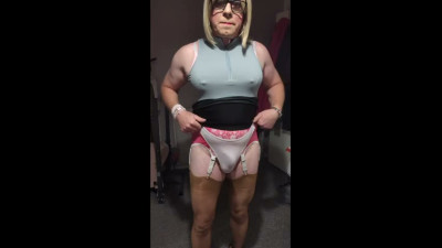 Holly's pantie bulge