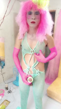 Oanh Le transgender wearing sexy clothes porn cucu too much pleasure