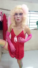 Oanh Le transgender wearing sexy clothes porn selfie